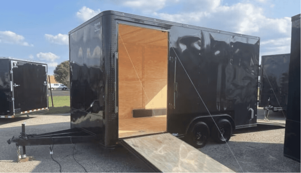8.5 x16 enclosed trailer